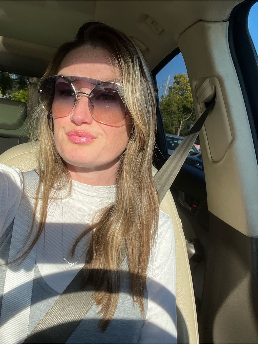 PRADA Sunglasses 🕶️ - Picture 4 of 9